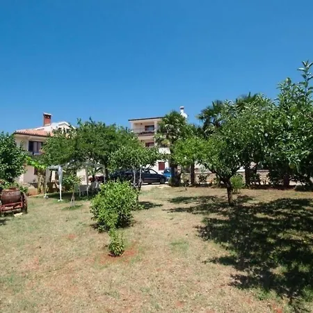 Fuer 3 Personen Ca 30 M In Novigrad, Adriakueste Kroatien Westkueste Von Istrien *